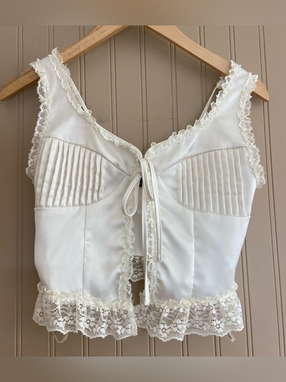 Y2K Forever 21 Off White Satin Lace Tie Front Crop Top Women’s Size XS